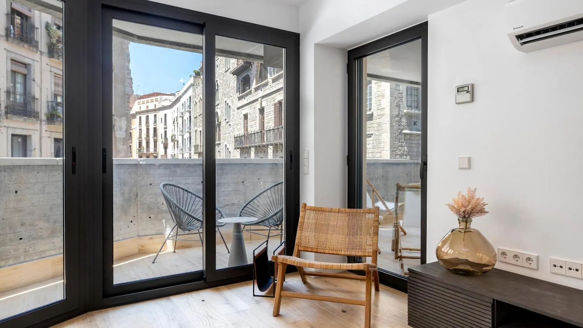Luxury Apartment In Barcelona City Center Spanien